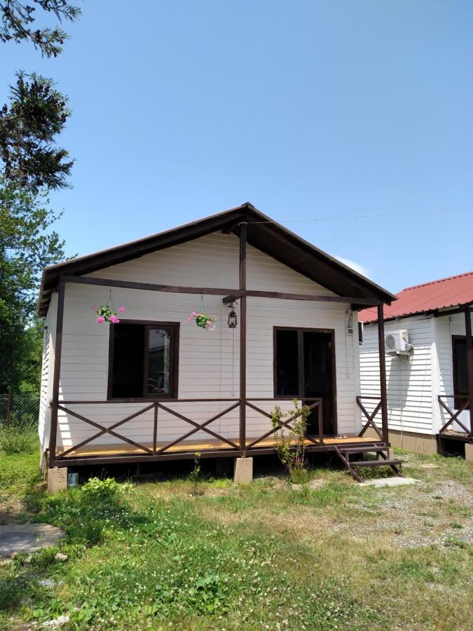 Апарт-Отель "У Речки" Kuchkisabano Exterior foto